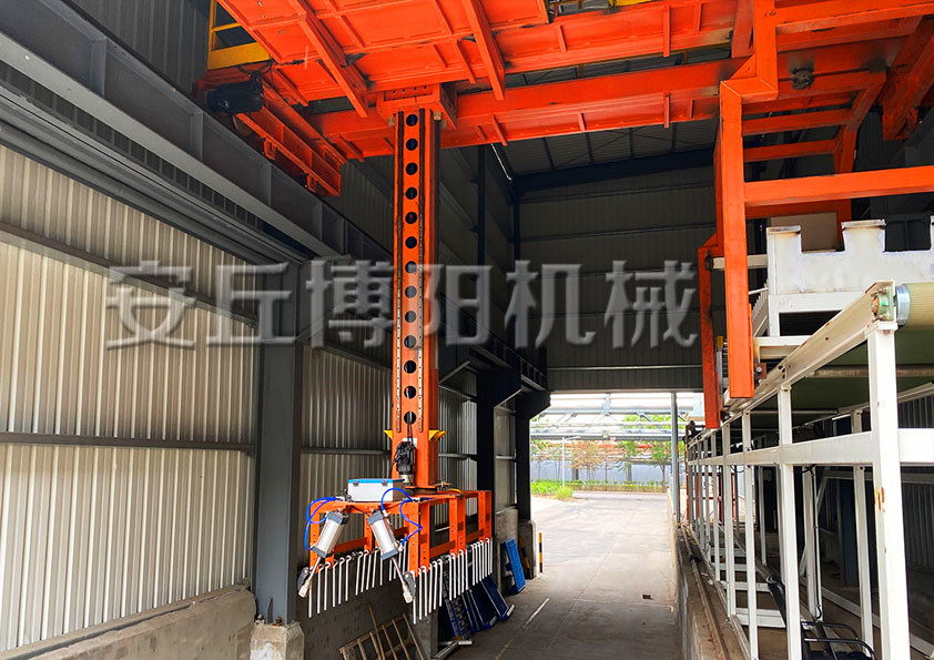 尿素全自動裝車（chē）機的性能優勢是什麽?
