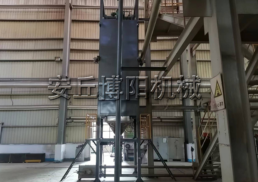 安丘（qiū）博陽機械（xiè）石英（yīng）粉噸袋（dài）拆包機的產品優勢