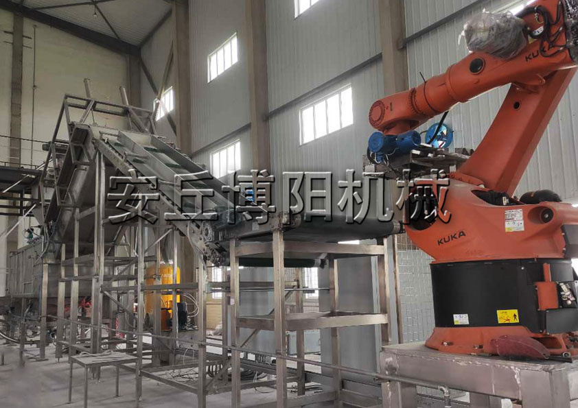 飼料自動拆垛機對促使企業（yè）智能化轉型（xíng）起到重要作用