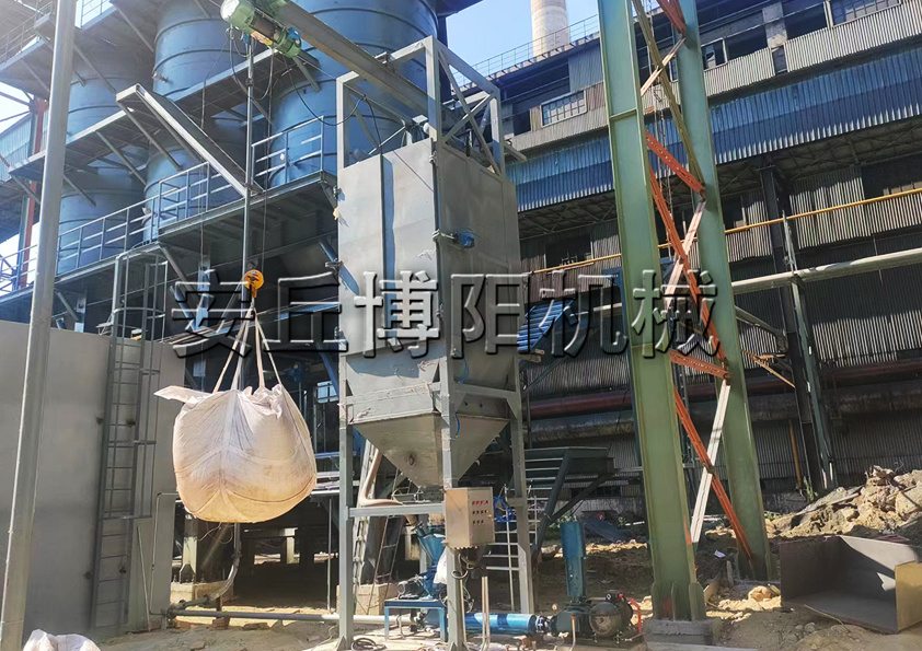 PP顆粒噸袋破袋機 無塵噸袋拆（chāi）包（bāo）機的（de）工作原理（lǐ）
