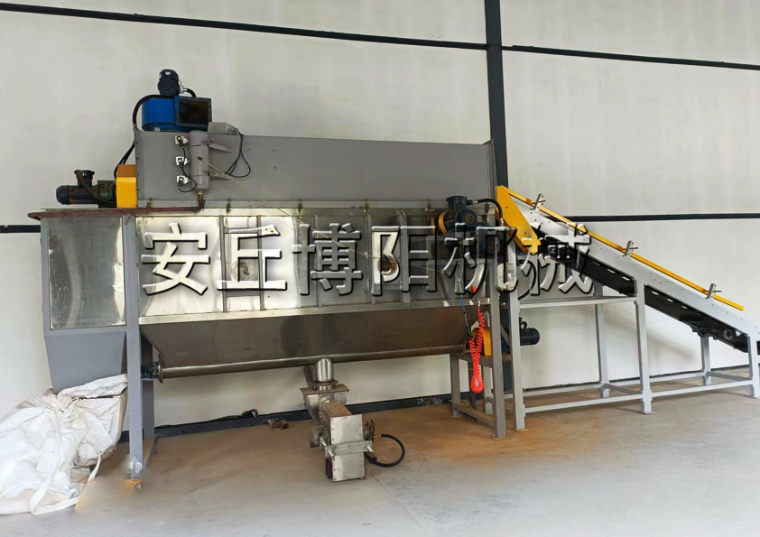 50kg飼料（liào）自動破包機 無塵自動拆包機的工業（yè）原理（lǐ）