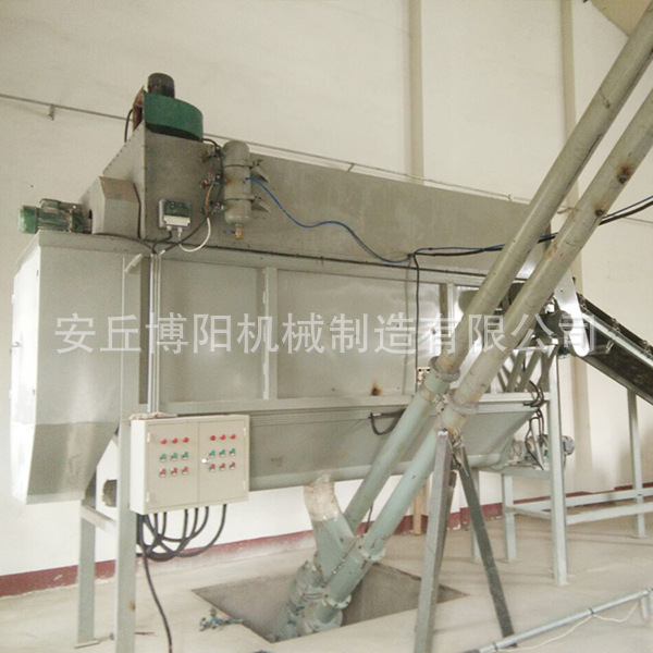 都說自動拆（chāi）包機為化工行（háng）業（yè）做貢獻這是為什（shí）麽？