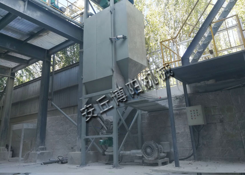 工業鹽噸袋拆包機為（wéi）什麽能均勻下料？