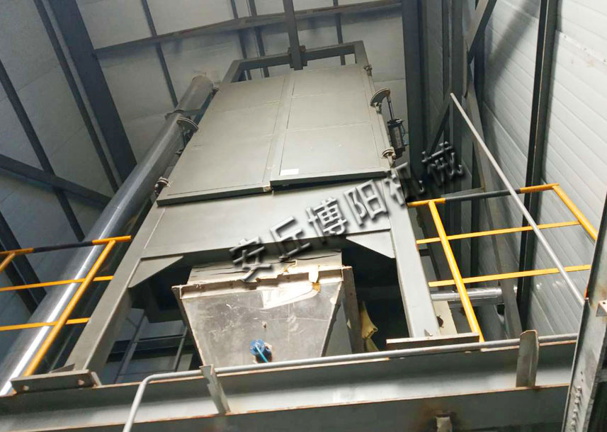 氧化（huà）鋁噸袋拆包機在企業拆包中的具體應用（yòng）是什麽?