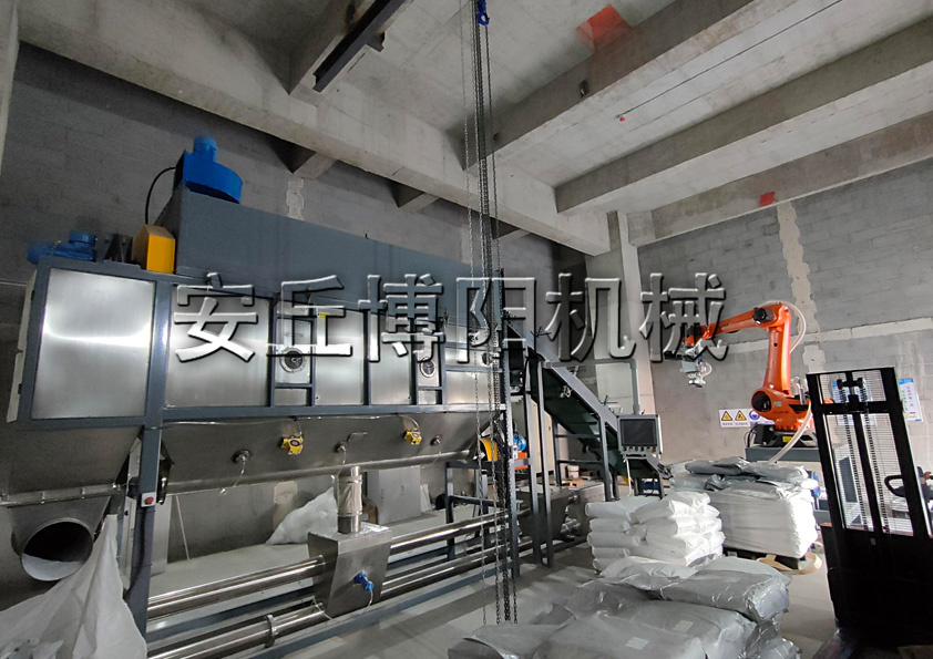 企（qǐ）業采用煤粉智（zhì）能全自動拆包機有什麽好處?