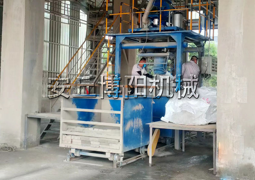 水泥砂漿噸袋（dài）包裝機相對於人工包裝優勢有哪些？