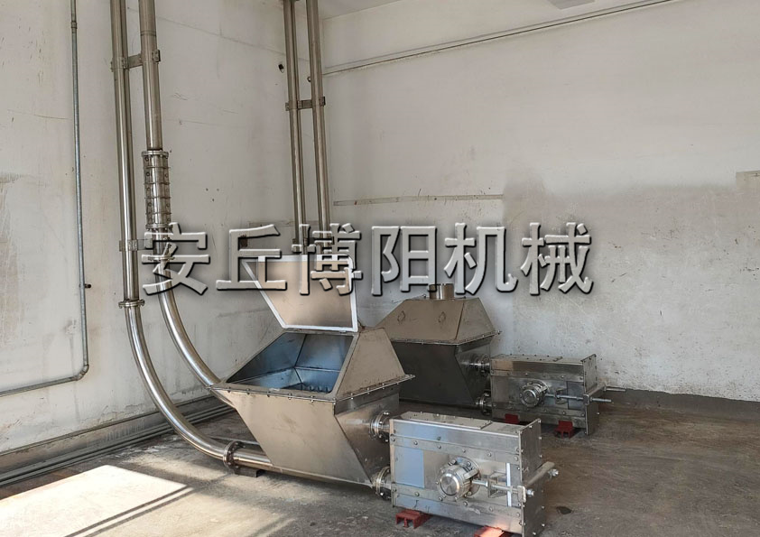 堿粉管鏈式（shì）輸送機 片堿管鏈輸送機靈活（huó）布置