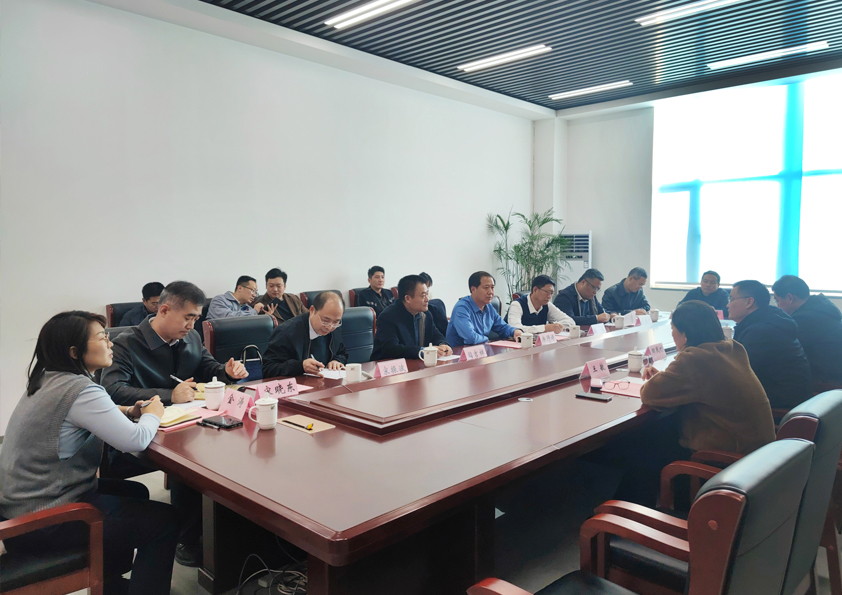 濰坊市人大（dà）常委會黨組副書記、副主任田（tián）民利到博（bó）陽機械調（diào）研