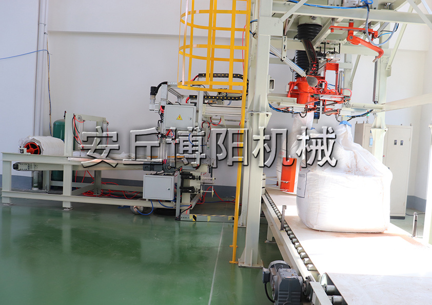 化工粉料全自動噸袋包（bāo）裝機結構 全自動噸包包裝機（jī）的組成